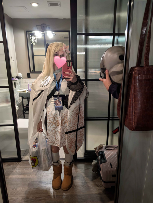 Otakon hotel room